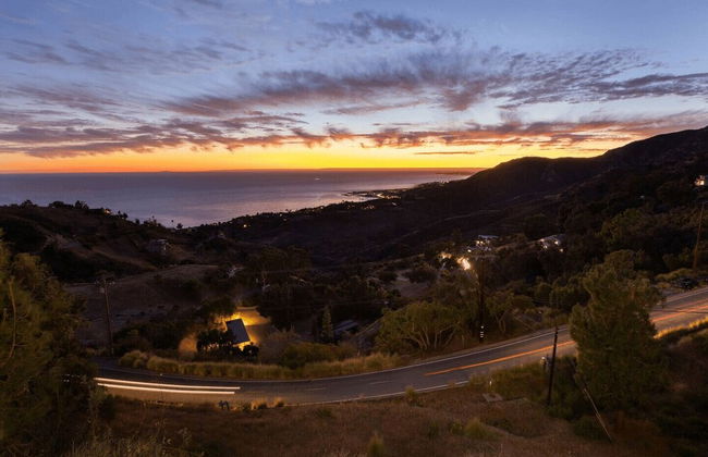 Castlewood by Avantstay Malibu Cliffside + View - Photo 39