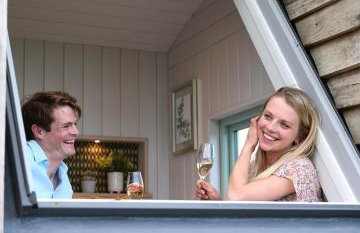 Luxury Retreat 30mins Taxi Ride From West London - Photo 9