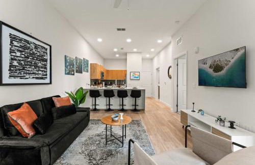 Riviere Apartments King Bed Suite & Pool & Gym & Pet Friendly & Near Epic Universe - Foto 20