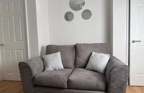 Spacious 3 Bed House Perfect for Contractors & Families with free Wi-fi and Parking - Foto 38