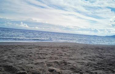 Xaido's House near airport port sea - Foto 11