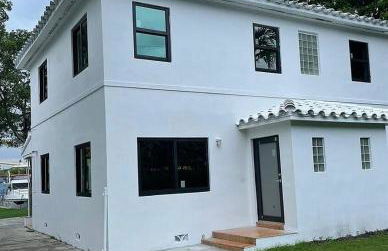 Near Brickell, Beach & Port 10min, Style & Comfort - Photo 8