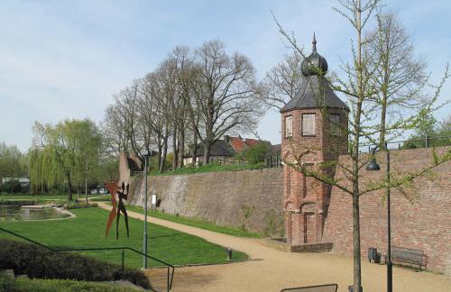 Central Rees Stay for Four - Photo 19