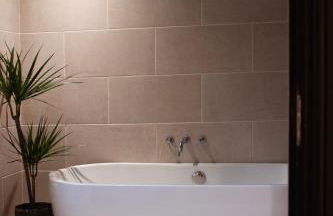 Modernised seven bedroom country house and garden with hot tub - Foto 55