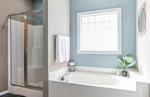 Quaint homey cottage style home in Harvest - Photo 7