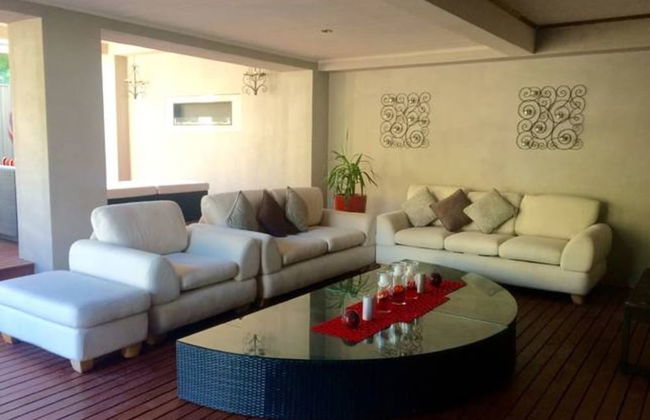 Hollywood Tree House - Photo 16