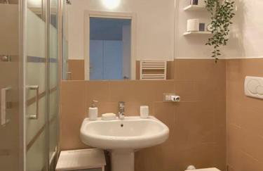 Chic Design Flat Milan - City Center & Balcony - Foto 26