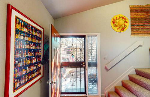 Elati Guesthouse Walkable Home in Arts District - Foto 16