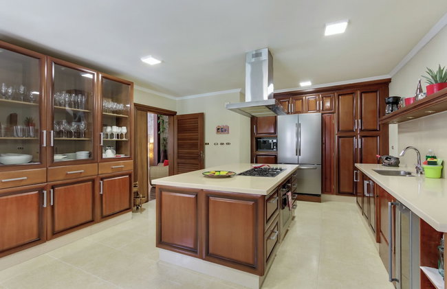 Two Luxury Villas in Cocotal for Large Groups – With Jacuzzi, Pools, Gym - Foto 28