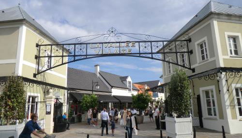 Natali'S Apartment - Foto 2, Shopping Area