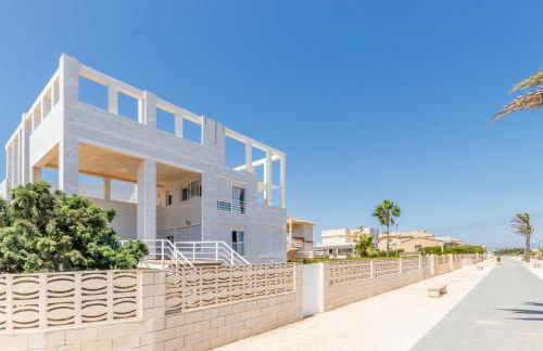 Primera Linea de Playa - Photo 2