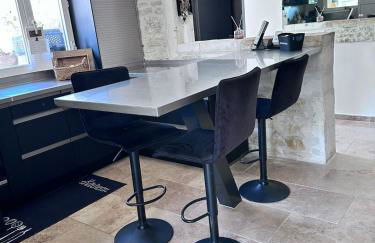 La Pompagne 12 personnes piscine privée et chauffée - Foto 10