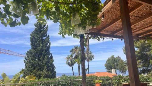 House with swimming pool and amazing sea and mountain views in Montgó, Denia - Foto 4