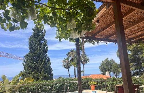 House with swimming pool and amazing sea and mountain views in Montgó, Denia - Foto 4