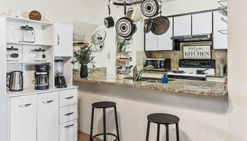 Fort WB Haven with BBQ 15 Mins to Beach - Foto 3, stove, dishwasher, toaster