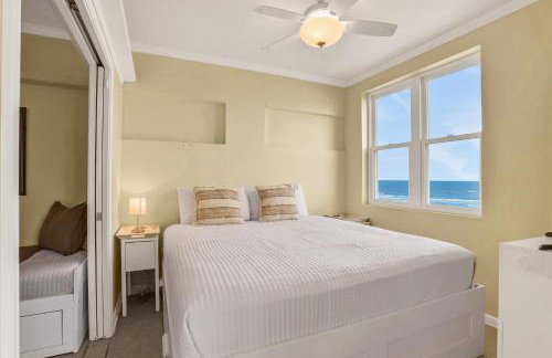 Oceanfront condo with pool, amazing view, balcony & beach access - Foto 15