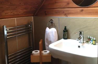 Horsey Reach Lodge - Photo 3