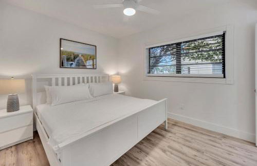 One-bedroom Suite Heated pool Dock Access Quiet Neighborhood SaltAire Three RESlDENCES - Foto 16