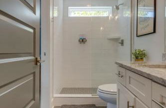 Luxury 3 Bed Close to Downtown - Foto 10