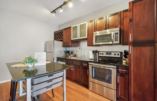 CozySuites Mill District with pool, gym # 10 - Foto 8