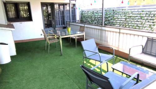 Apartamento entero con terraza en el centro de Rubí - Foto 2