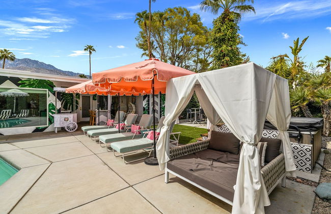 The Beverly - Photo 53