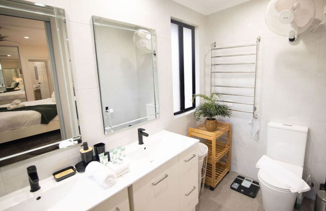 Rosewood Rustic Refuge Pool Outdoor Dining Backyard - Foto 48