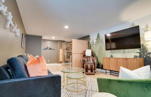 '"Luxury Mountain Getaway'" Sauna, Hot Tub, Massage Chair, Pool Table - Photo 41