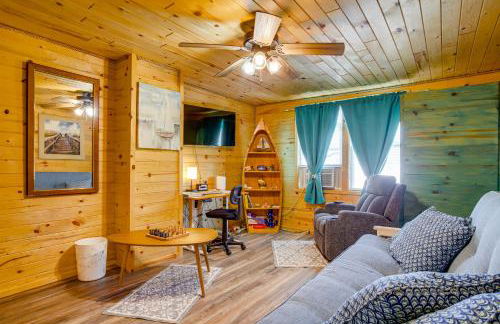 Maryland Retreat Walk to Bay, Beach and Boat Ramp! - Foto 9