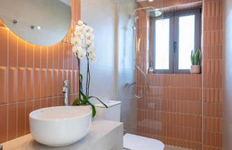 Alysos Luxurious Apartments - Photo 54