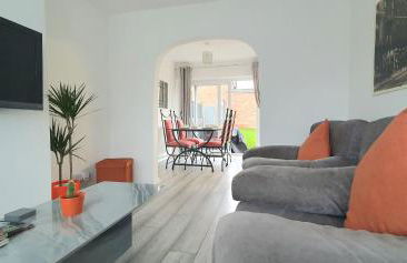 3 bedroom guest House in Brierley hill Contractors & Families Welcome DY5 - Foto 3