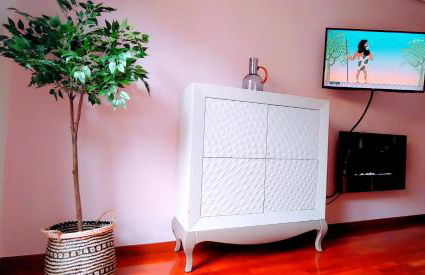 Friends&Family - Photo 2