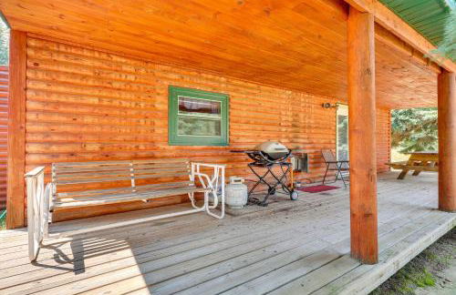 Deadwood Wolf Cabin with Fire Pit and Grill - Foto 18