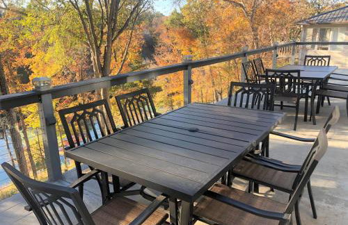 Gathering Place Big, with Dock, Fiber, and Tankless WH - Foto 2