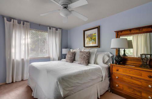 The Shorewood Lakeside Oasis, Pet-Friendly Getaway - Foto 16