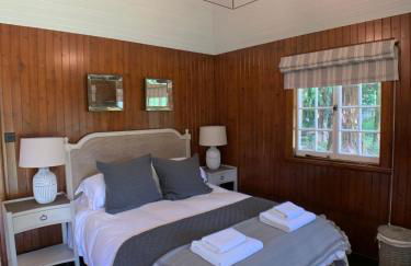 Couples Unique Stay in Bowling Club newly upgraded - Photo 24