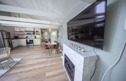 Unwind at this Modern Bethel Village Escape - Foto 55