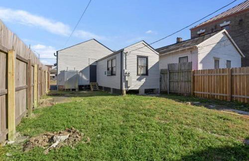 Fabulous Franklin 2BD steps from St Claude Ave - Foto 14