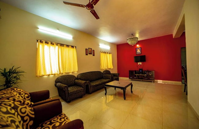 Savitri Bungalow - Photo 3