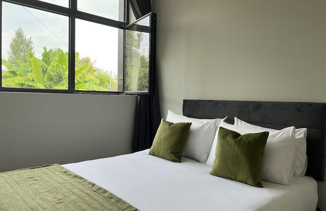 River View Guest House, Jacuzzi, Boat, Fire Hire - Photo 2