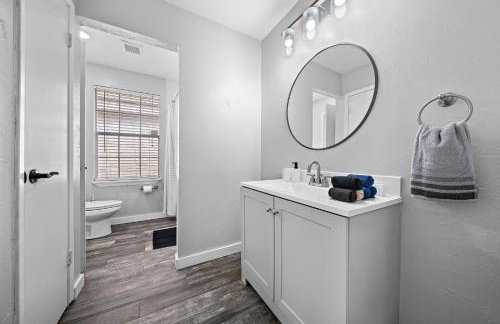 Houston Pool Escape Games WiFi Parking Pet - Foto 26