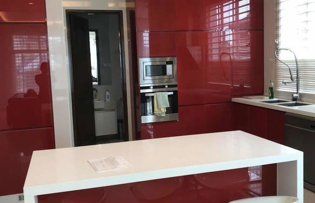 Penang Luxury Seaside Holiday Villa - Photo 1