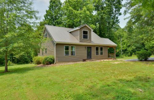 Peaceful Wine Country Cottage with Fire Pit in Olin! - Foto 27