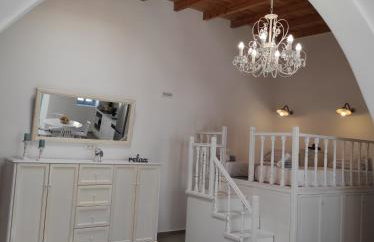 Traditional Luxury House - Photo 42