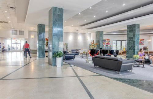 Deluxe Studios and Apartments at the Casablanca - Photo 16