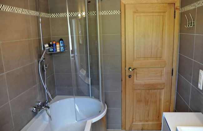 Holiday Home in Somme-leuze With Valley View - Photo 8