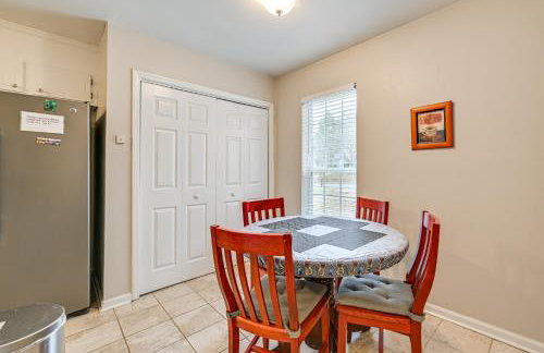 Cozy Family Retreat! Home in Charlotte Suburbs - Foto 11