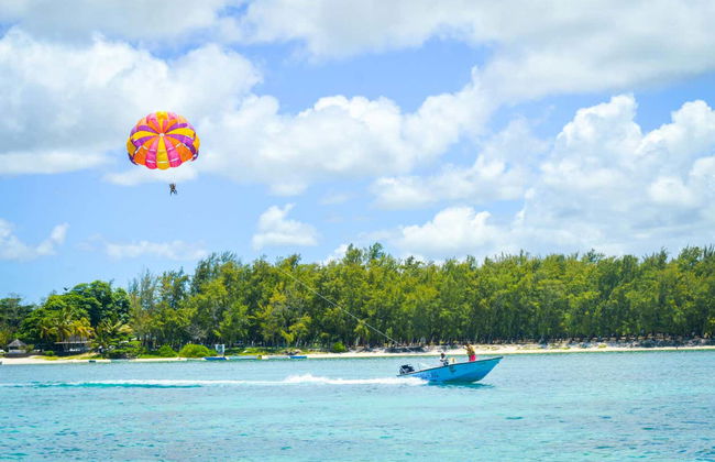 Activités aquatiques à Belle Mare + bateau à moteur dans l'est de l'île Maurice - Photo 4