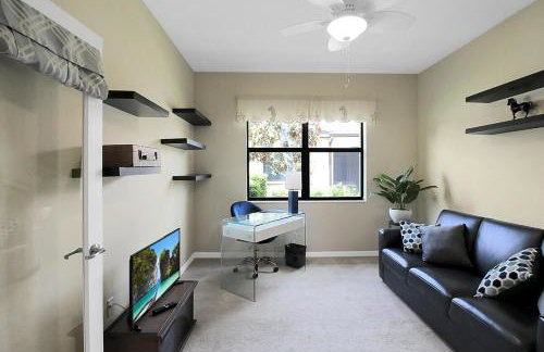 Gorgeous Lakefront Villa in Gran Paradiso - Seabird Villa - Photo 43