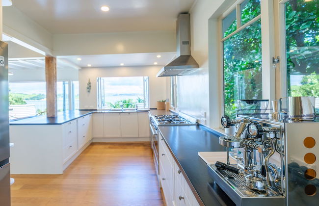 Koi Waiheke with private beach access - Foto 10